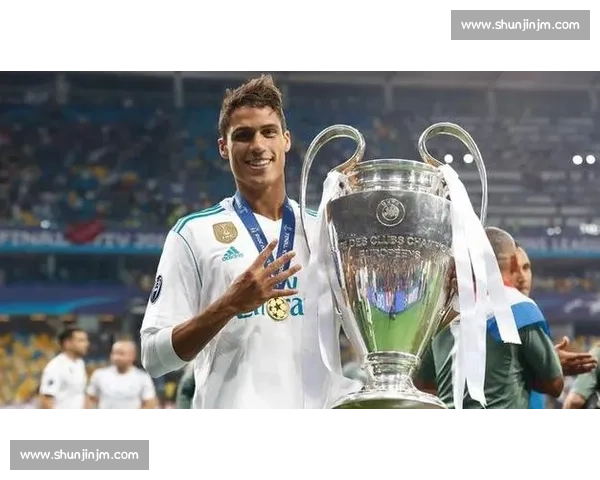 欧冠附加赛首回合皇马一球小胜占得晋级先机展现豪门底蕴与韧性