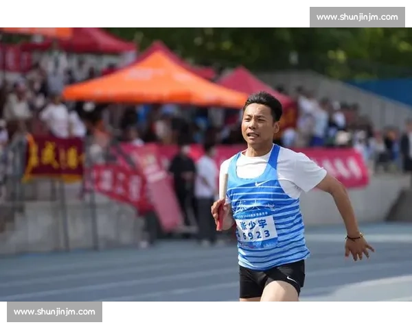 奋力拼搏夺冠瞬间见证非凡赛场荣耀辉煌 奋力拼搏夺冠瞬间见证非凡赛场荣耀辉煌